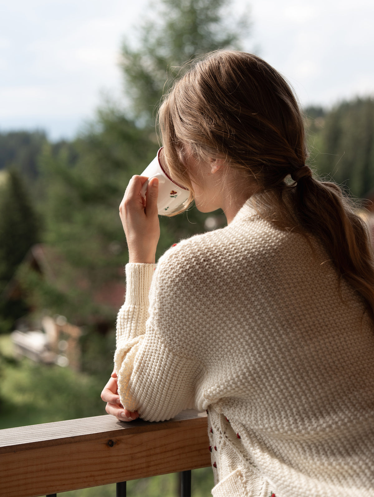 Annamirl Cardigan