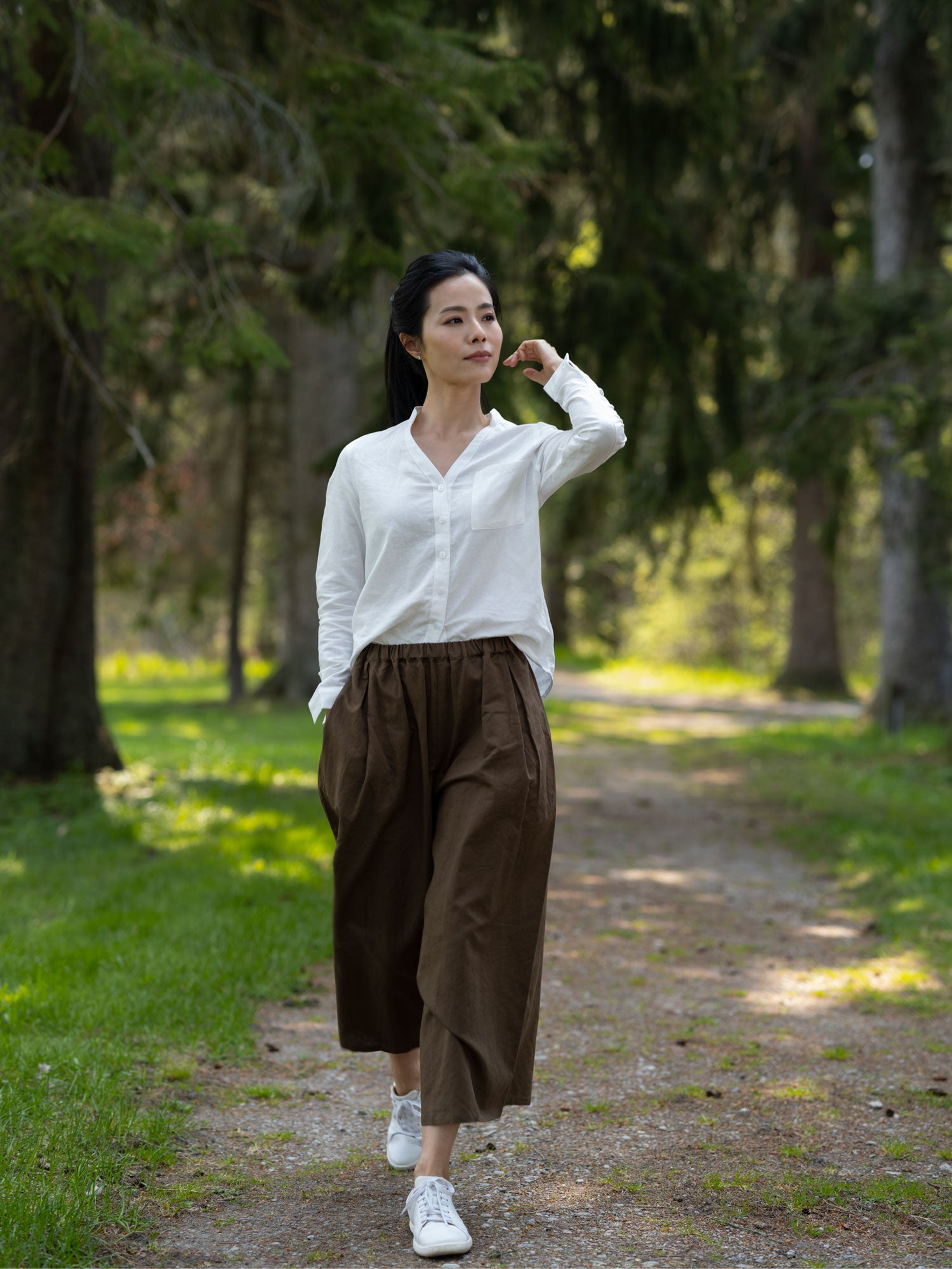 V-Neck Organic Linen Shirt 1