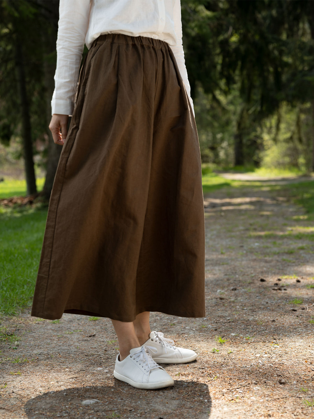 Pleated-Front Organic Linen Pants 3