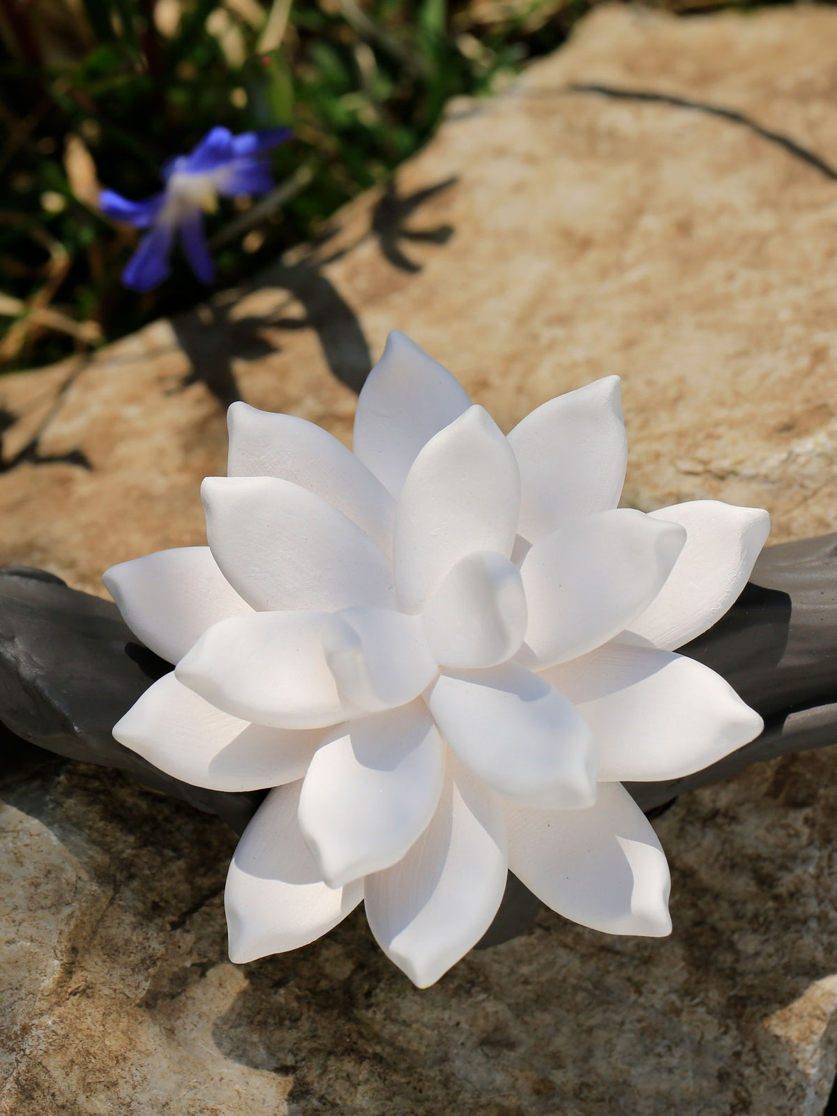Lotus Custom Diffuser Decorative Lotus Sculpture Diffuser - Magnifissance