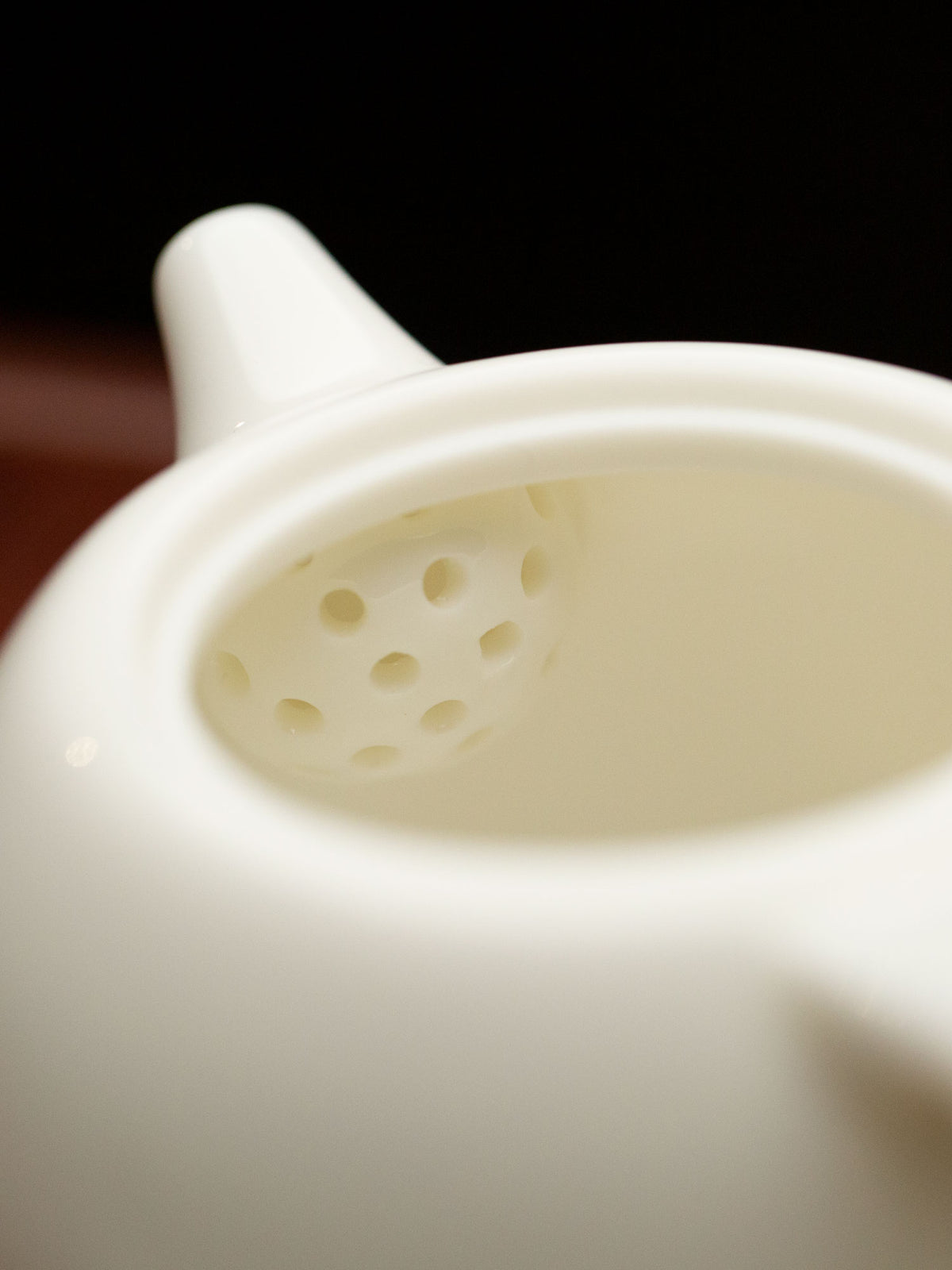 Jin Lan White Porcelain Teapot 5